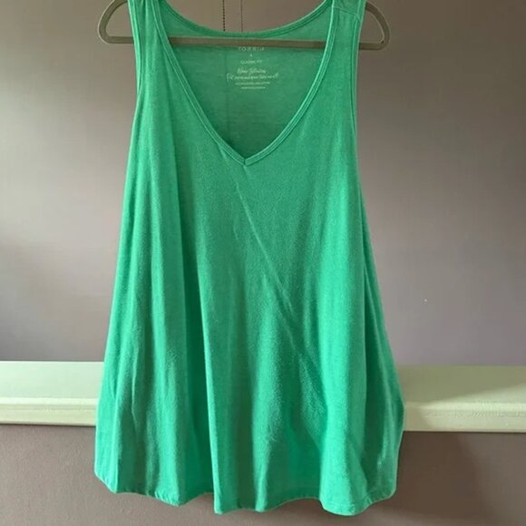 2 Tank Bundle - Torrid Size 4 Green & Mint Green Classic Fit - Picture 5 of 8